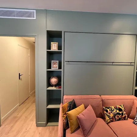 Relais Cocorico 2 Bedrooms With Ac, 2 Bathrooms, 8 Min Eiffel Tower Paris