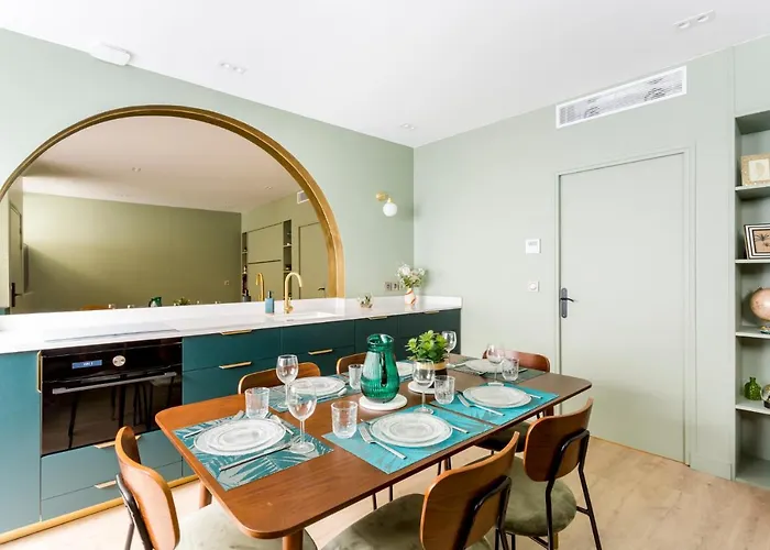 Appartamento Relais Cocorico 2 Bedrooms With Ac, 2 Bathrooms, 8 Min Eiffel Tower Parigi